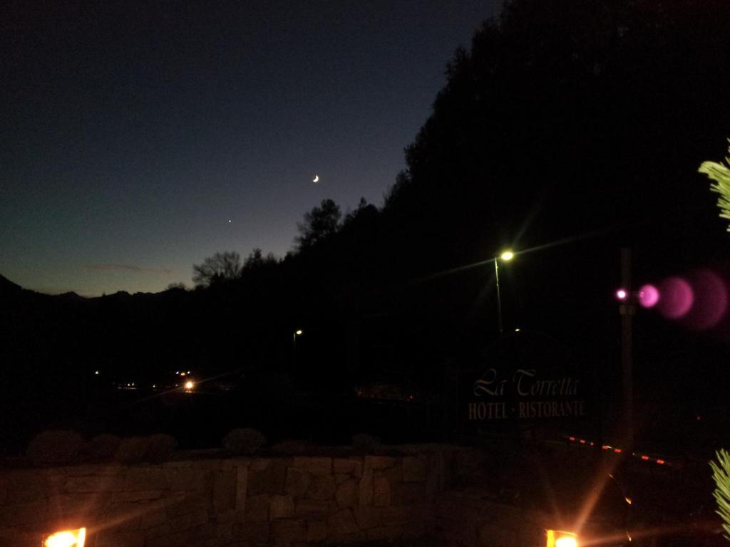 La Torretta Hotel Challand-Saint-Anselme エクステリア 写真